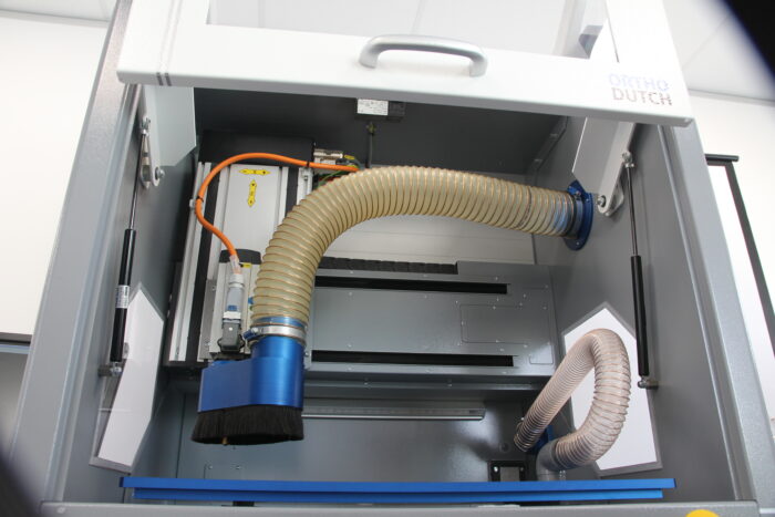 Freesmachine OrthoDutch Profi 900 - Afbeelding 2